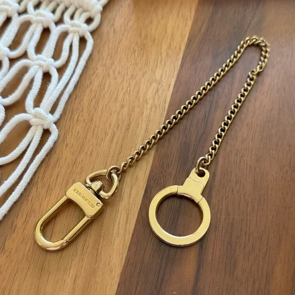 Louis Vuitton 30cm Extender Chain in Gold Tone - Picture 11 of 12